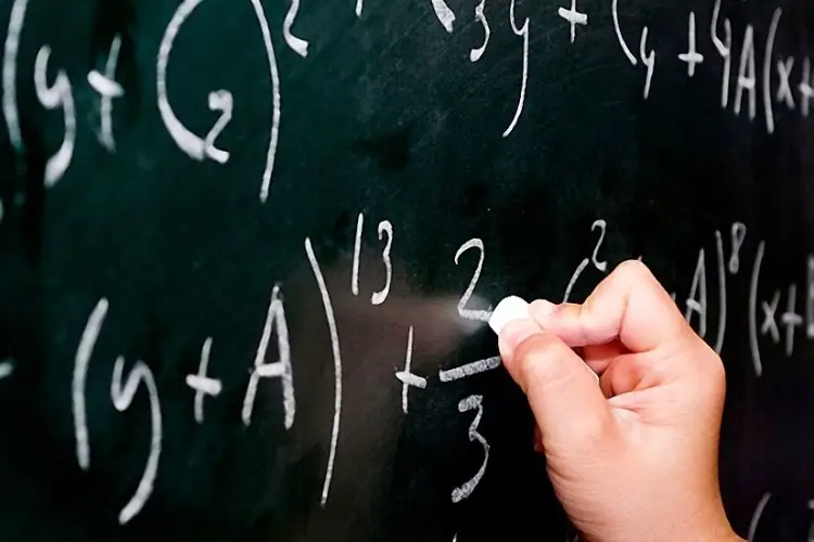 ماتەماتيكاعا قاتىستى قىزىقتى دەرەكتەر