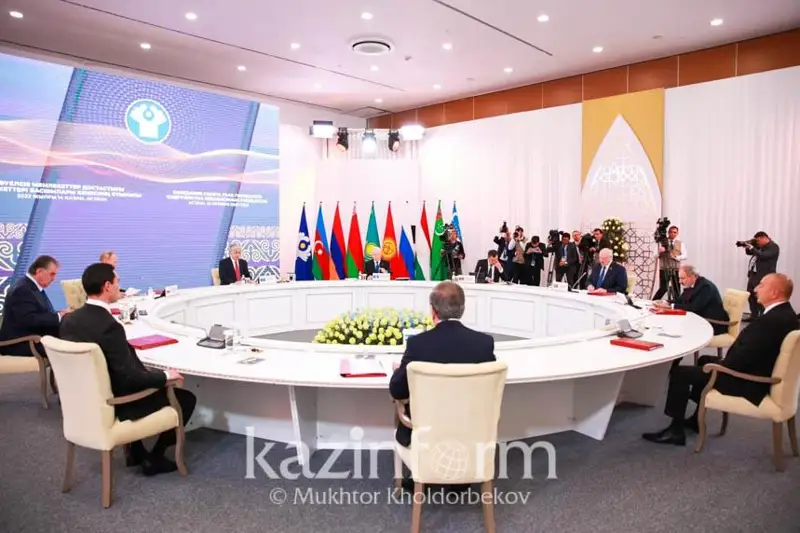 Toqaev TMD elderi basshylarynyń kezdesýinde qandaı máseleler qaralatynyn aıtty
