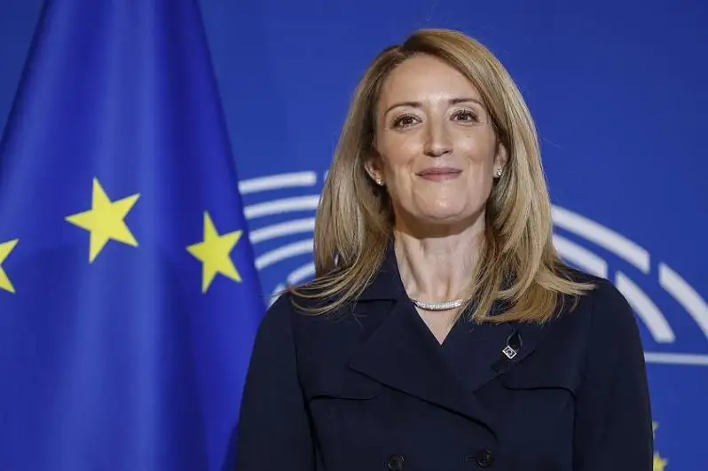 Европа парламенти евро банкнотлари ва тангаларининг 20 йиллигини нишонлади