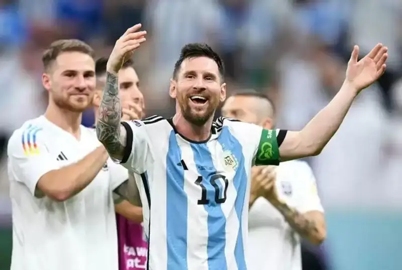 Месси жаҳон чемпионатларида ўйин ўтказиш бўйича Марадонанинг рекордини янгилади