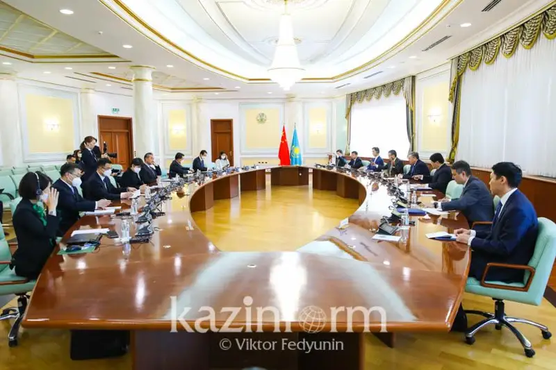 Qazaqstan men Qytaı bir-biriniń halyqaralyq arenadaǵy bastamalaryn qoldap keledi - Muhtar Tileýberdi