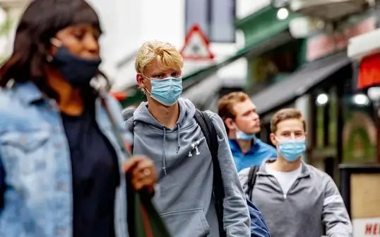欧美多国新冠病例飙升  疫情形势不容乐观
