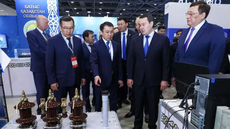 总理出席《2023年哈萨克斯坦机械展》机械制造和金属加工展
