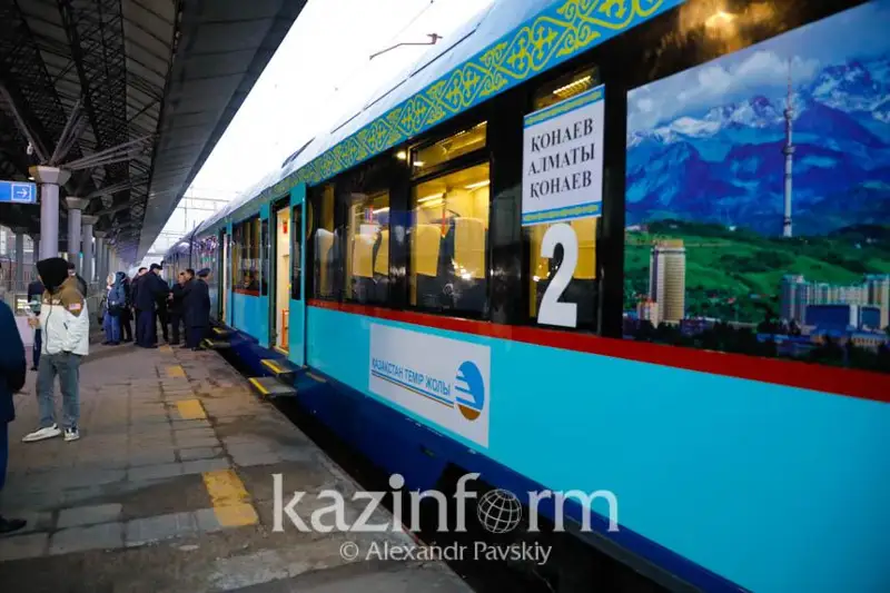Пригородный поезд из Конаева в Алматы будет отправляться ежедневно  в 6 утра