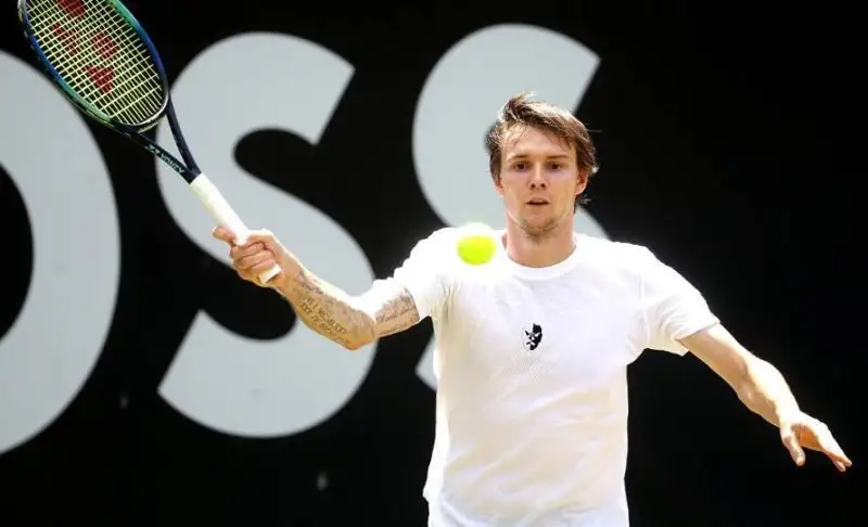 Қозоғистонлик Александр Бублик Истбурн турнирининг иккинчи босқичига чиқди