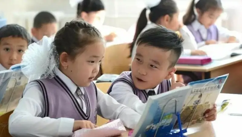 哈国一年级新生入学需要买些什么 又要花多少钱？
