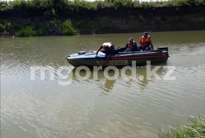 Мужчина с племянником утонули в ЗКО