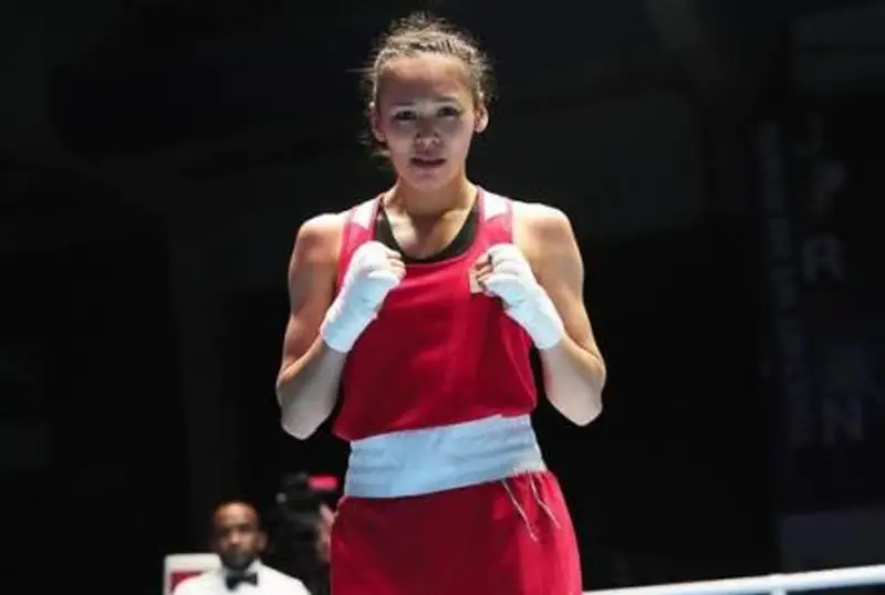 Казахстан завоевал первое «золото» ЧА-2022 по боксу