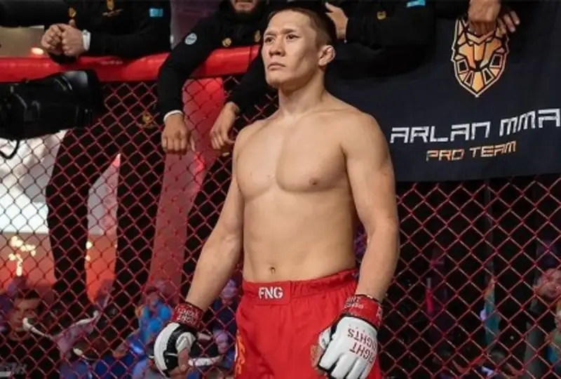 Қозоғистонлик спортчи UFCдаги олтинчи жангини ўтказади