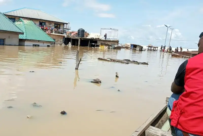 Нигериядаги сув тошқинлари 76 кишининг ҳаётига зомин бўлди
