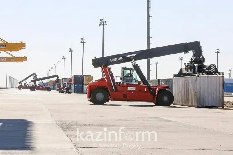 Бу йил 6 ойда Қозоғистон 21,7 млрд долларлик маҳсулот экспорт қилди