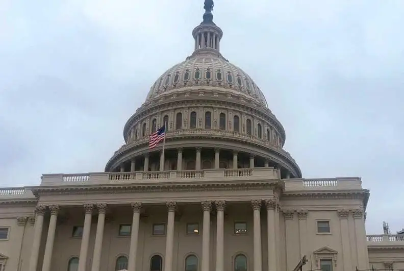 美国首都华盛顿延长封锁令时间