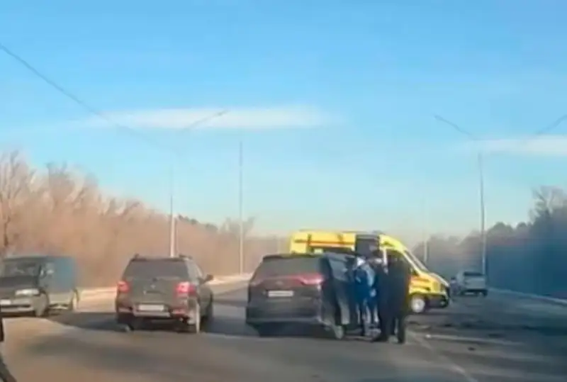 27-летний водитель авто погиб при ДТП в Карагандинской области