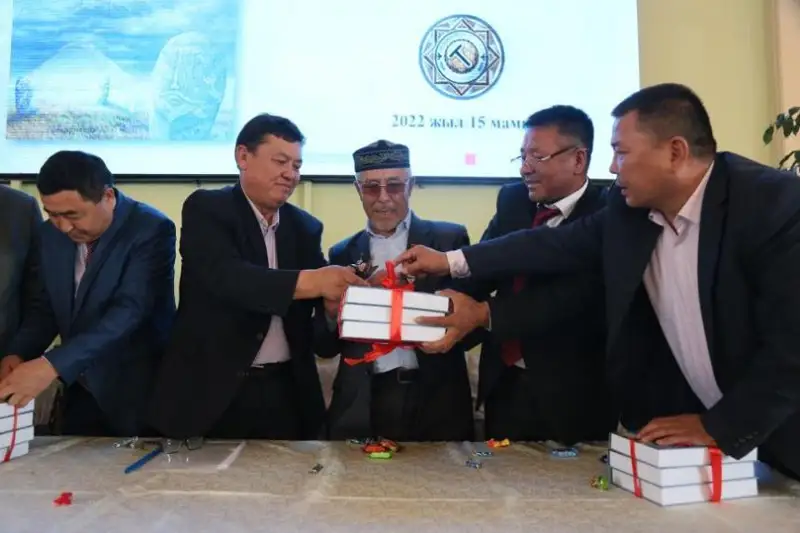 Хориждаги қозоқлар ҳақида янги маълумотлардан Шажара китоби тақдимоти бўлиб ўтди