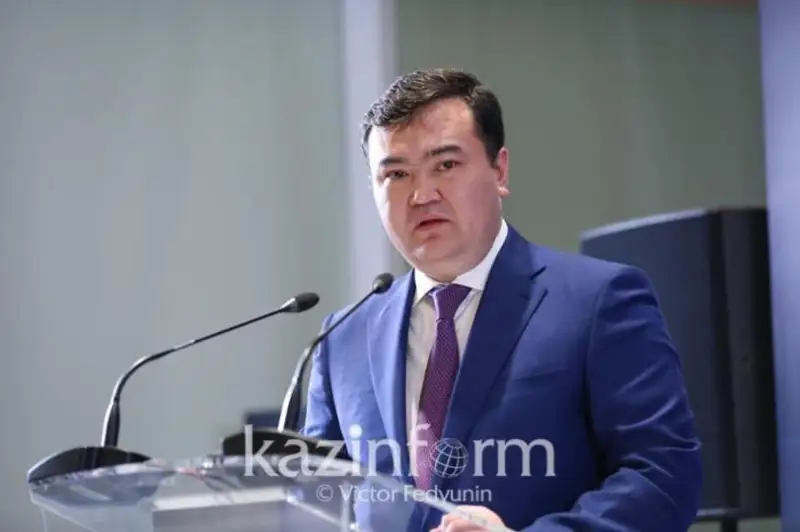 قاراعاندى وبلىسىنىڭ اكىمى شاحتادا جاراقات العان 4 كەنشىنىڭ جاعدايىن ايتىپ بەردى