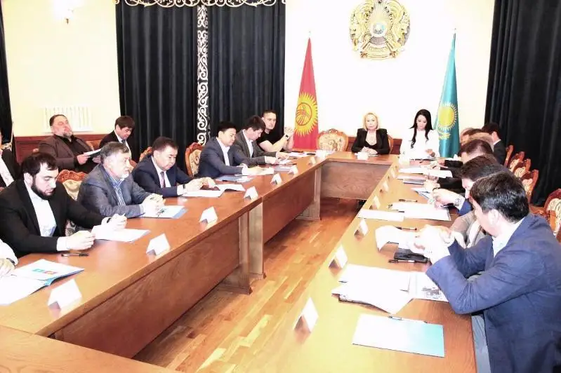 Қозоғистон ва Қирғизистон Алатау логистика мажмуаси лойиҳасини муҳокама қилди