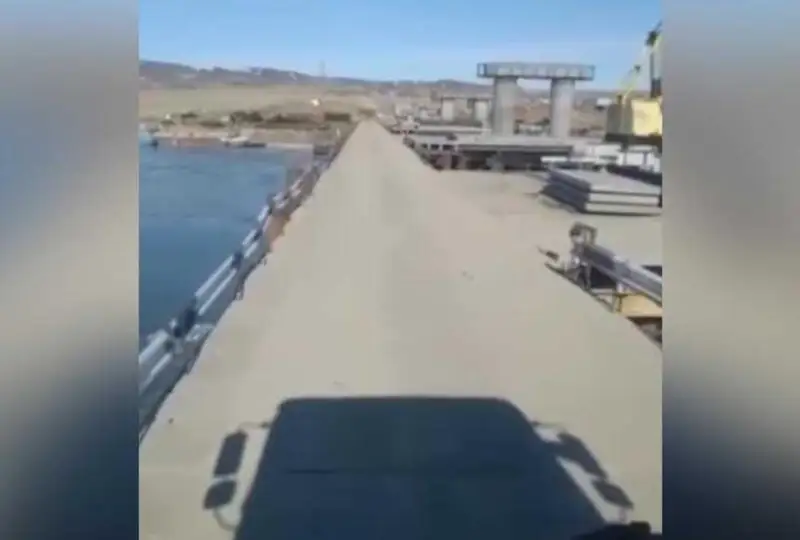 بۇقتىرمادا نەگىزگى كوپىردى سالۋعا قاجەت ۋاقىتشا كوپىر تۇرعىزىلدى