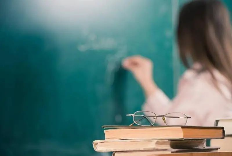 Систему оплаты труда педагогов планируют изменить в Казахстане