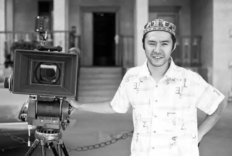 حالىق اۋدارماشىنىڭ قيالىن ەمەس، ناعىز ابايدى وقىعىسى كەلەدى - قارا سوزدەردى ورىس تىلىنە اۋدارعان ەربول جۇماعۇل