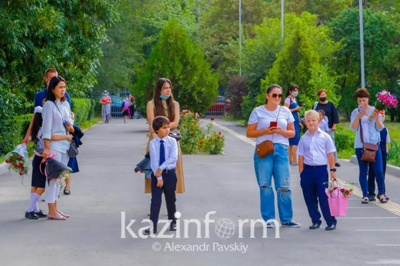 بالانى مەكتەپكە بەرەتىن اتا-انا نەنى ءبىلۋى ءتيىس - مامان كەڭەسى