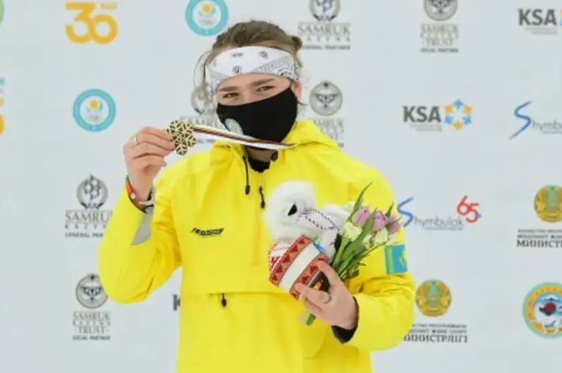 16 ёшли қозоғистонлик фристайл могул бўйича жаҳон чемпионатида олтин медални қўлга киритди