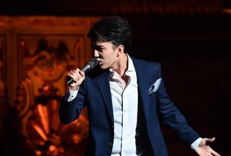 ديماش قۇدايبەرگەننىڭ ءانى مەكسيكا مەتروسىندا قويىلادى