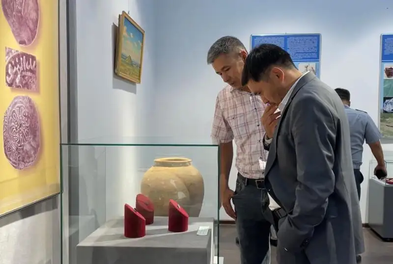 Алматида илк асрларга оид ашёлар кўргазмаси очилди