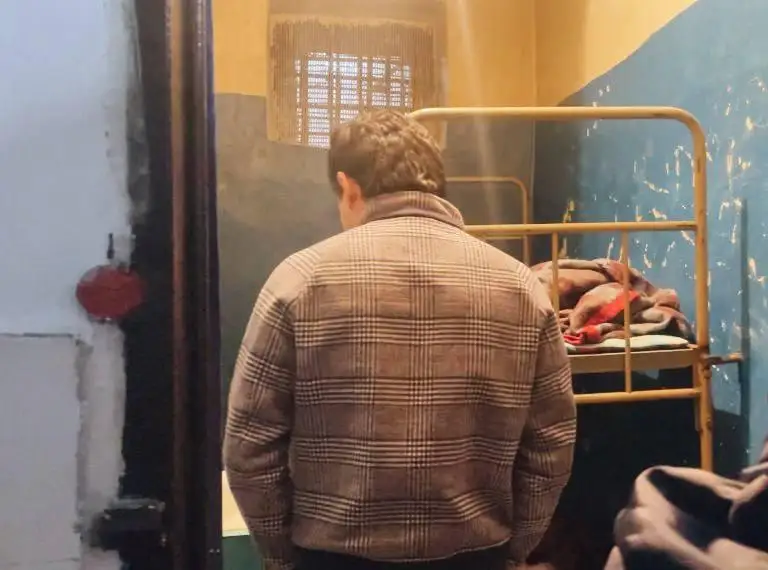 تورەعالي تورەالى كەپىلگە 10 ميلليون تەڭگە بەرىپ بوستاندىققا شىعادى