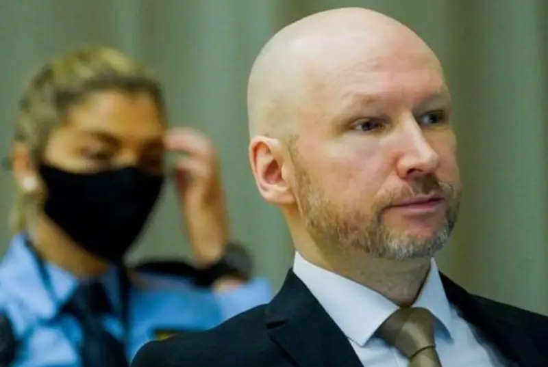 77 кишини ўлдирган Брейвик давлатга қарши янги суд жараёнини эълон қилди