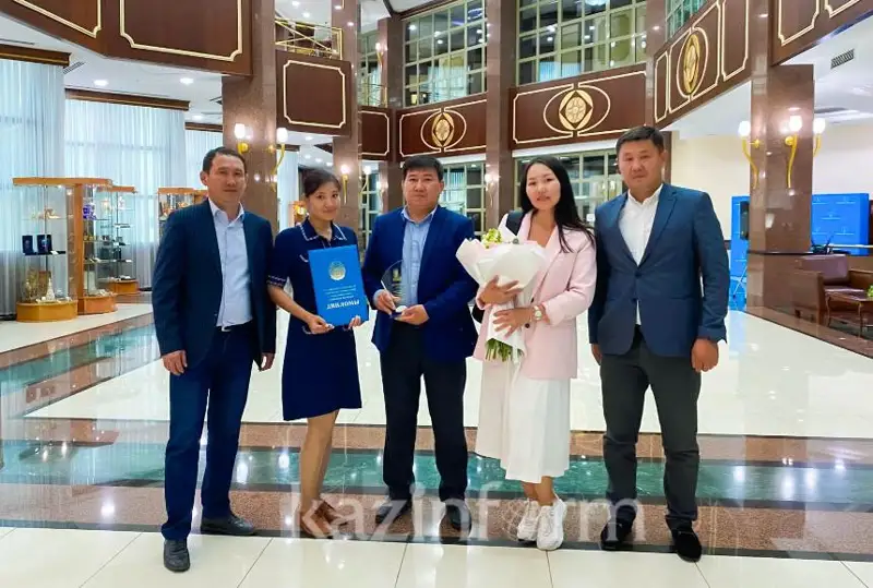 Коллективу МИА «Казинформ» вручили премию «Парламент сөзі»