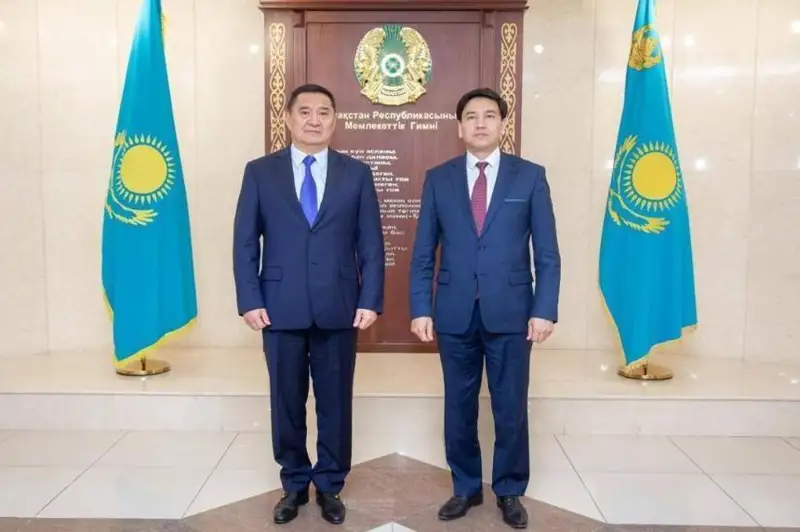 内务部长会见吉尔吉斯斯坦驻哈大使