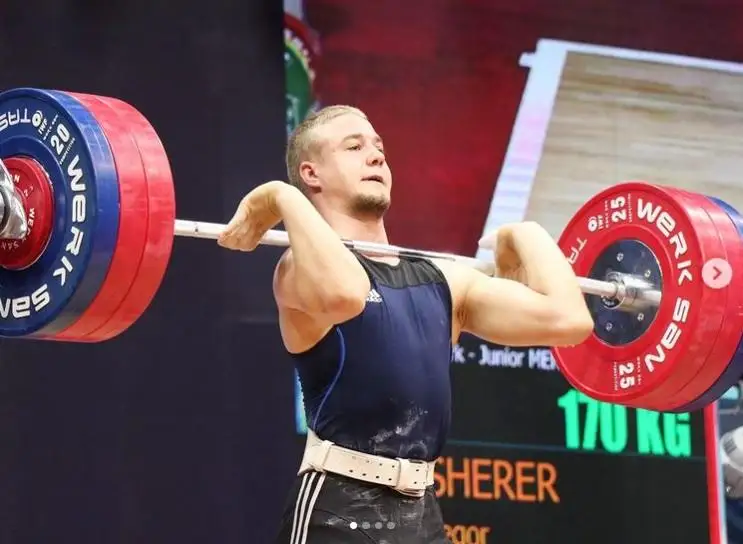 Қозоғистонлик Егор Шерер оғир атлетика бўйича Осиё чемпионатида бронза медалини қўлга киритди