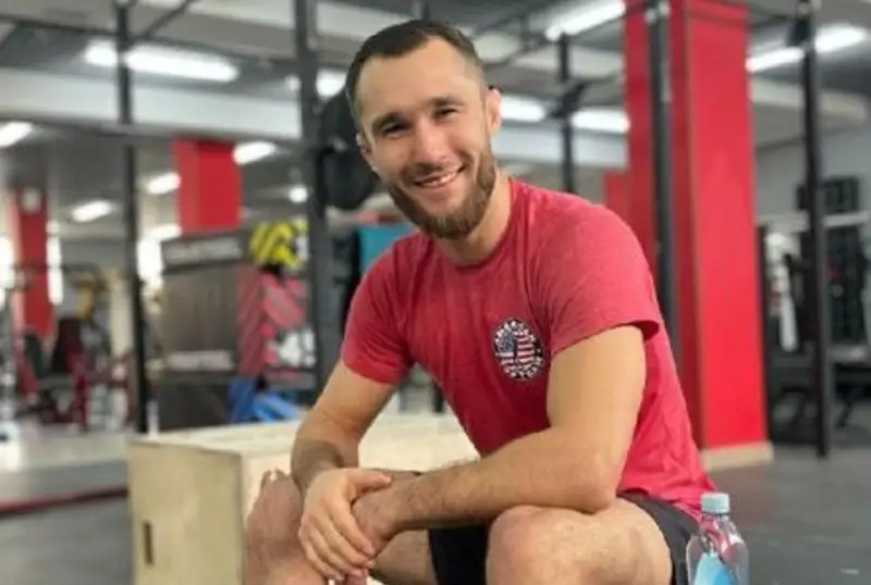 UFC тарихида илк бор икки қозоғистонлик битта турнирда иштирок этади