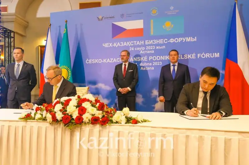 Астанадаги Қозоғистон-Чехия бизнес-форуми якунлари бўйича 230 миллион евролик келишувлар имзоланди