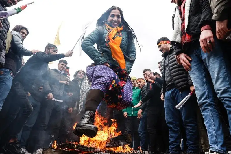 Ерлі-зайыптылармен жеке жыныстық қатынас