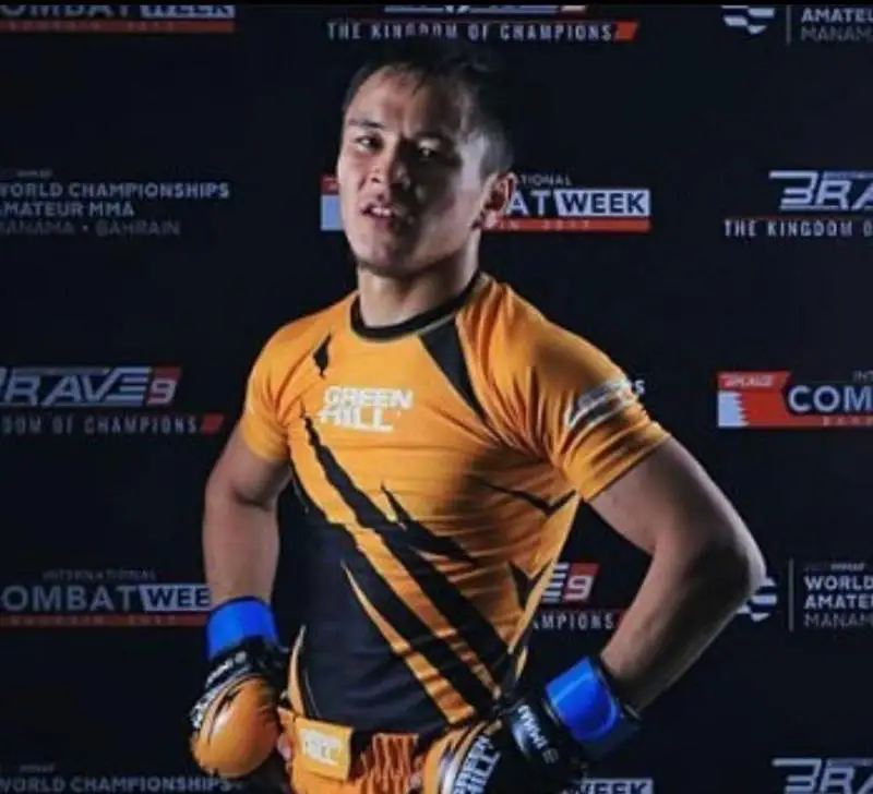 Акмолинец стал чемпионом мира по ММА