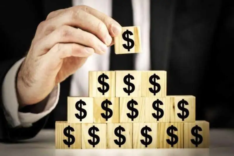 Более 600 млн тенге составил ущерб от финансовых пирамид в РК