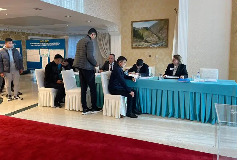 Внеочередные выборы Президента Казахстана проходят на территории Турции