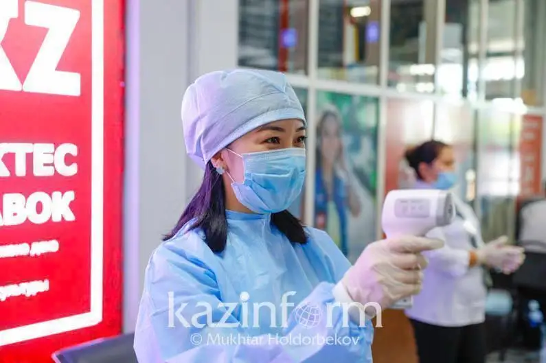 Два региона Казахстана остаются в «красной» зоне по коронавирусу