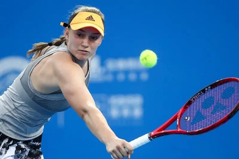 Елена Рыбакина не доиграла матч и покинула Australian Open-2022