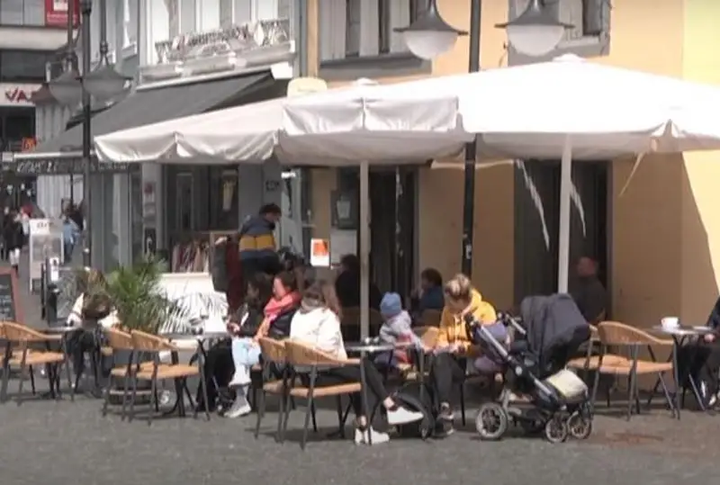 Германия ковид қоидаларини кучайтирмоқда