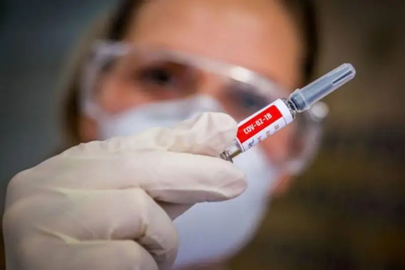 Коронавирус: Бразилия Хитой вакцинасини синовдан ўтказишни тўхтатди, Италия оммавий карантинни муҳокама қилмоқда