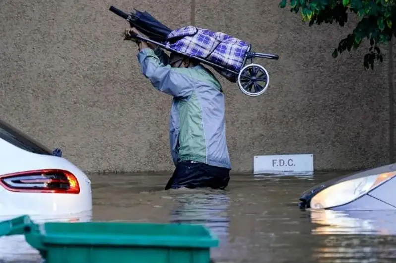 AҚШда даҳшатли бўрон: Қурбонлар сони 45 кишига етди