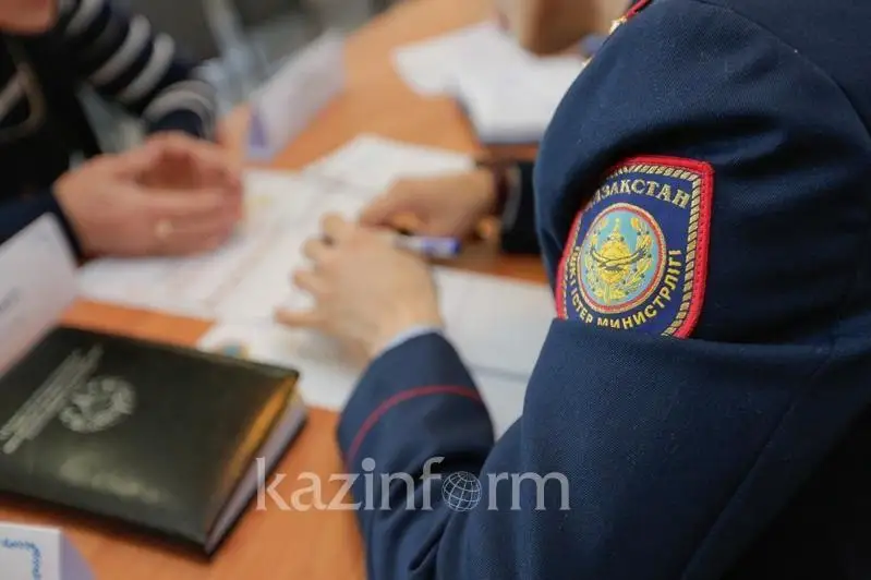 Орал тұрғыны мас күйінде полиция пунктін таспен ұрған