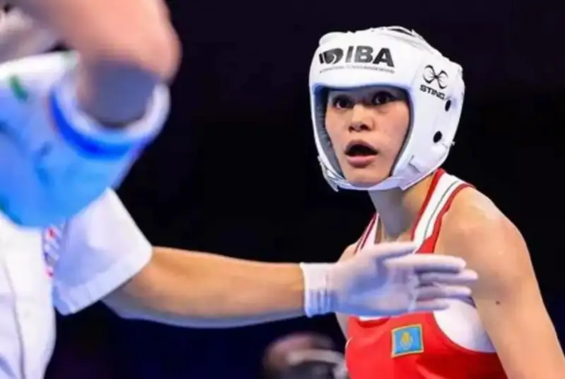 Бокс бўйича ЖЧ: Қозоғистонлик Алуа Балқибекова ярим финалга чиқди