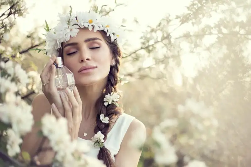 الەمنىڭ ەجەلدەن كەلە جاتقان 7 حوش ءيىسى