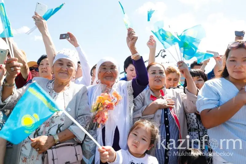 На 1,2% за год увеличилась численность женщин в РК