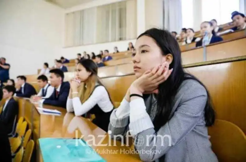 جىل سايىن ەلىمىزدىڭ 500 عالىمى الەمنىڭ جەتەكشى ورتالىعىندا تاعىلىمدامادان وتپەك