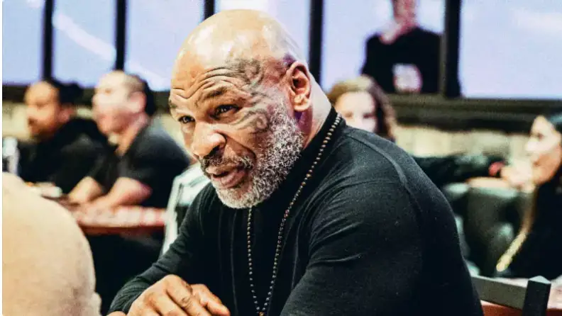 مايك تايسون كىممەن جەكپە-جەككە شىعۋعا قورقاتىنىن ايتتى