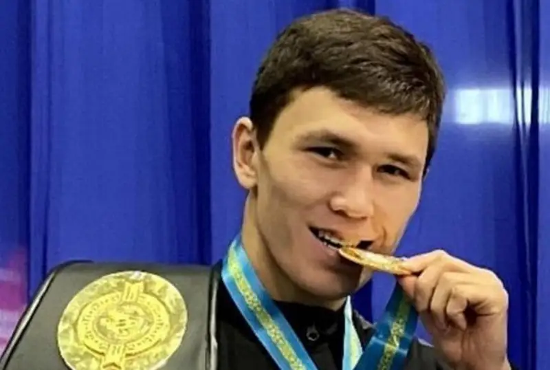 Қозоғистонлик боксчи Алматида Ўзбекистон вакили билан жанг қилади
